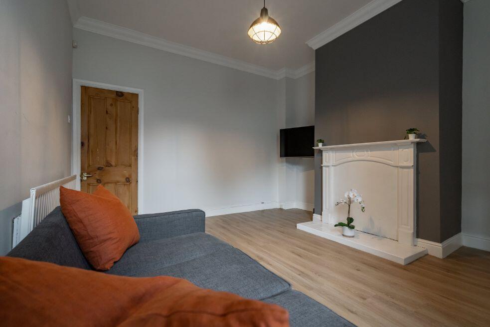 19GL - Living Area