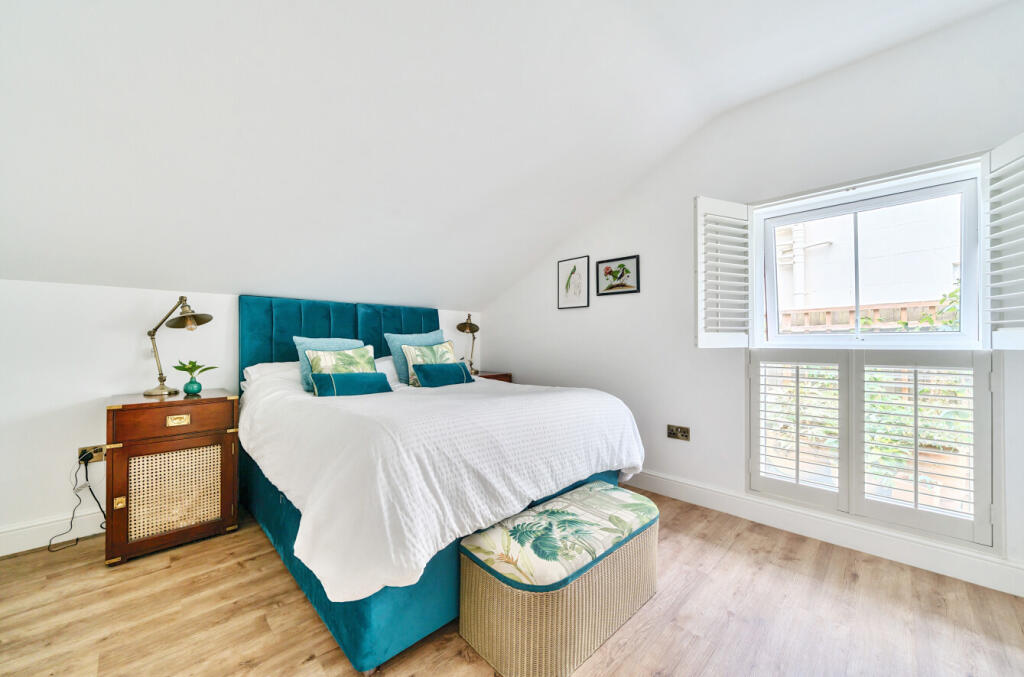 1301629-23-683a05...