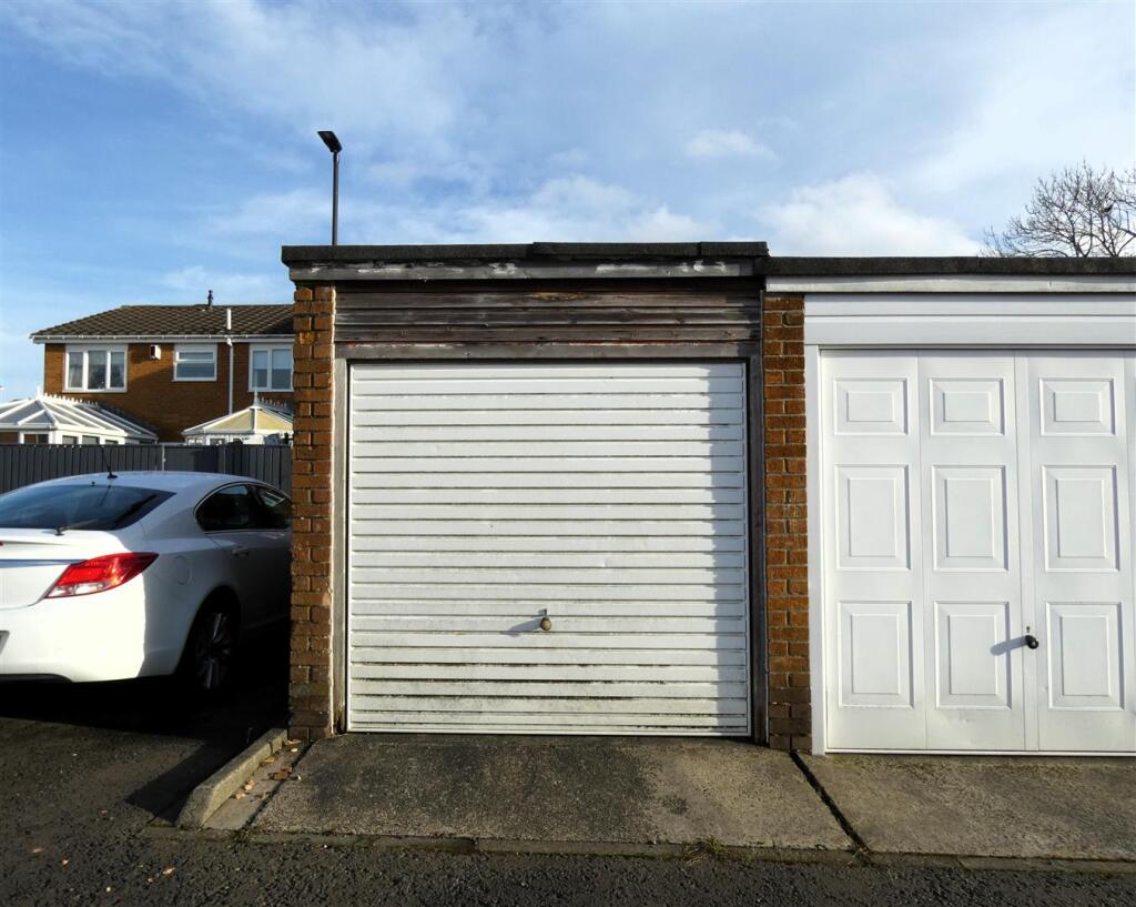 garage.JPG