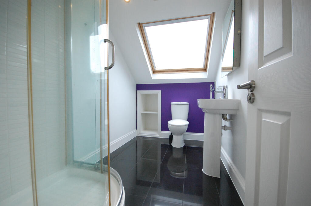2nd Floor Bathroom