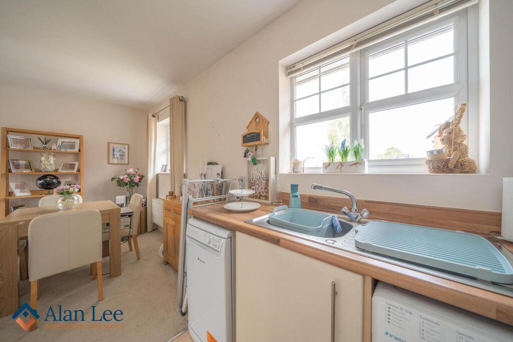 Open Plan Lounge, Diner, Ktichen