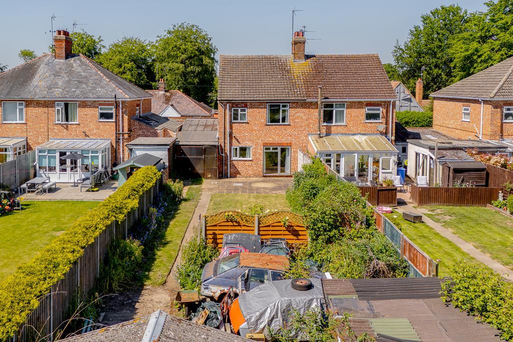 12 Halmer Gardens (Spalding)-3.jpg