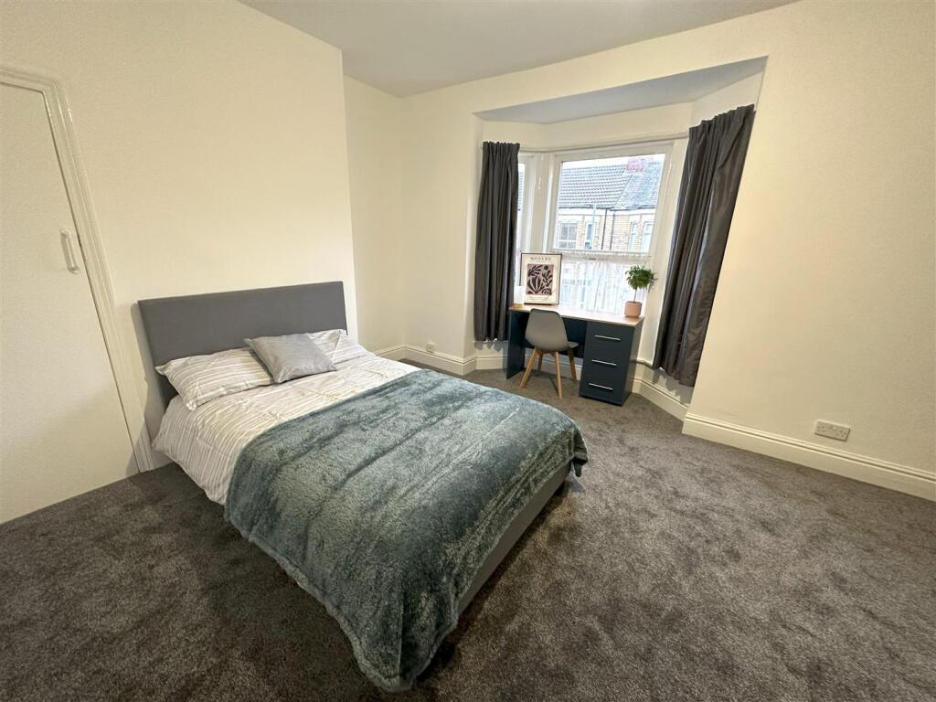 Bedroom 4.jpg