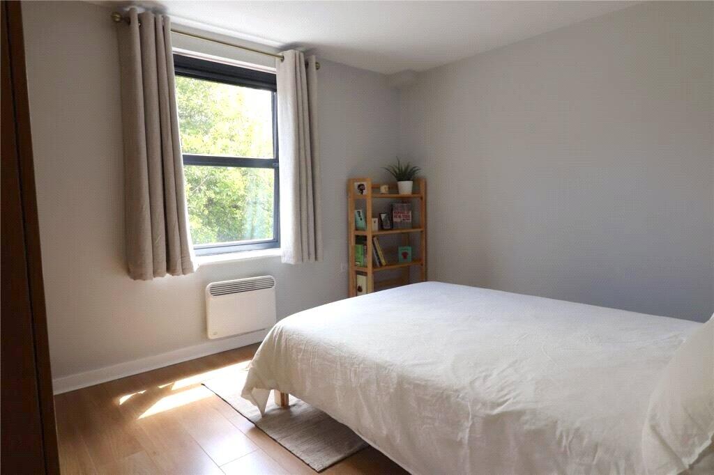 Bed1