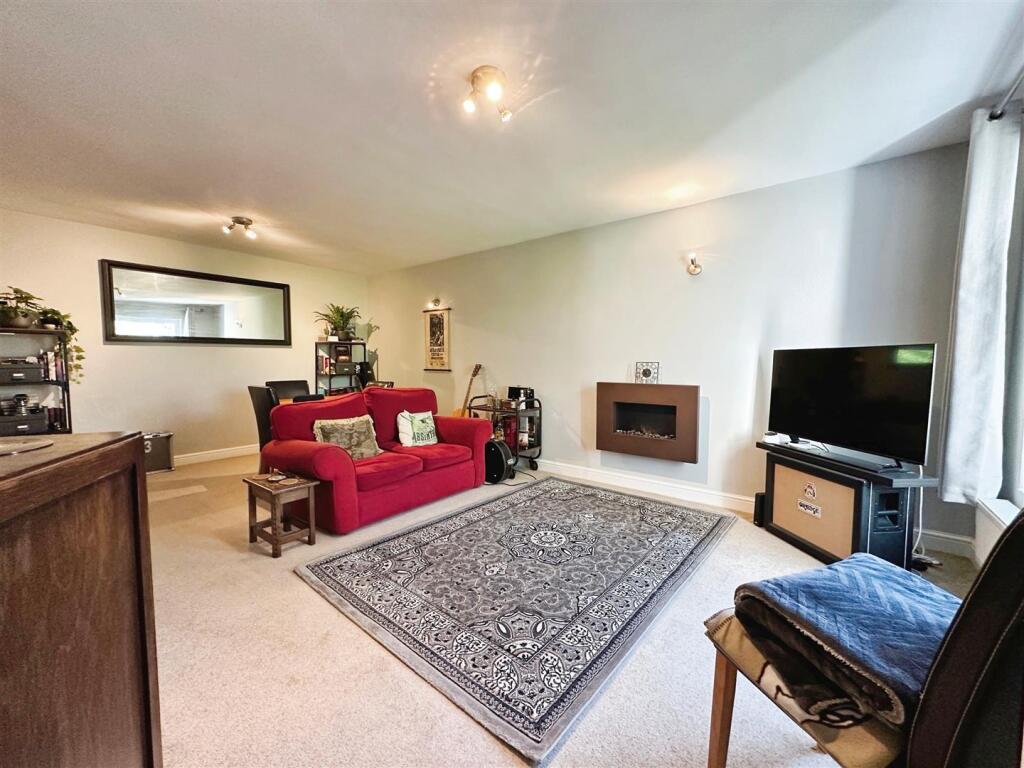 026f3b45-image_picker_5FF4EBE8-F5B8-4BEA-880F-AE87