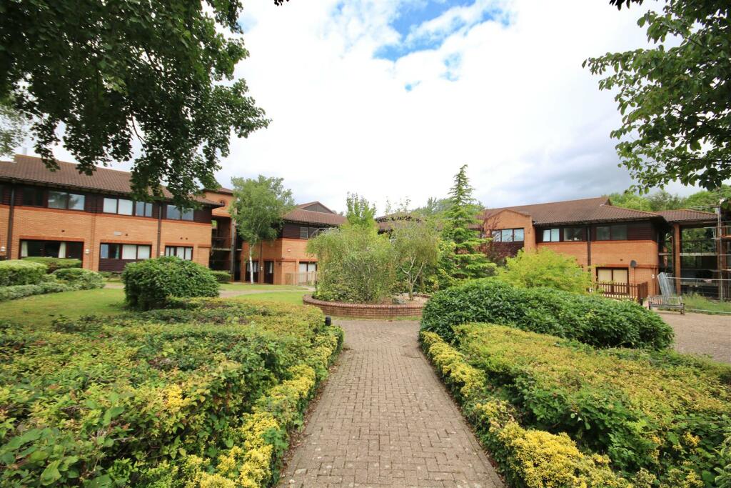 COMMUNAL GARDENS