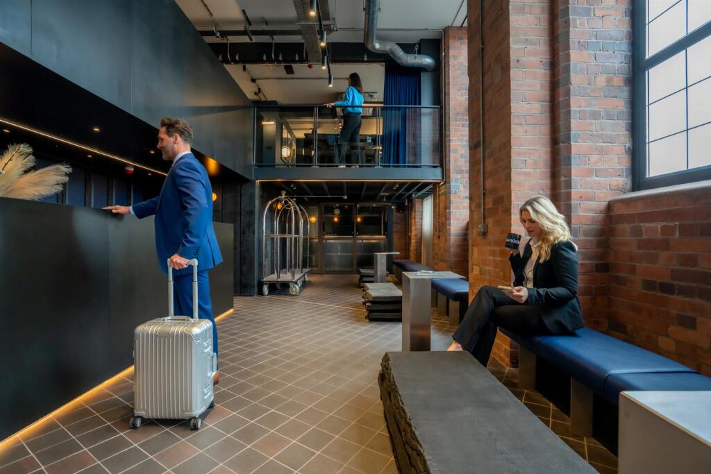 Paragon - Lifestyle April 2025-144.jpg