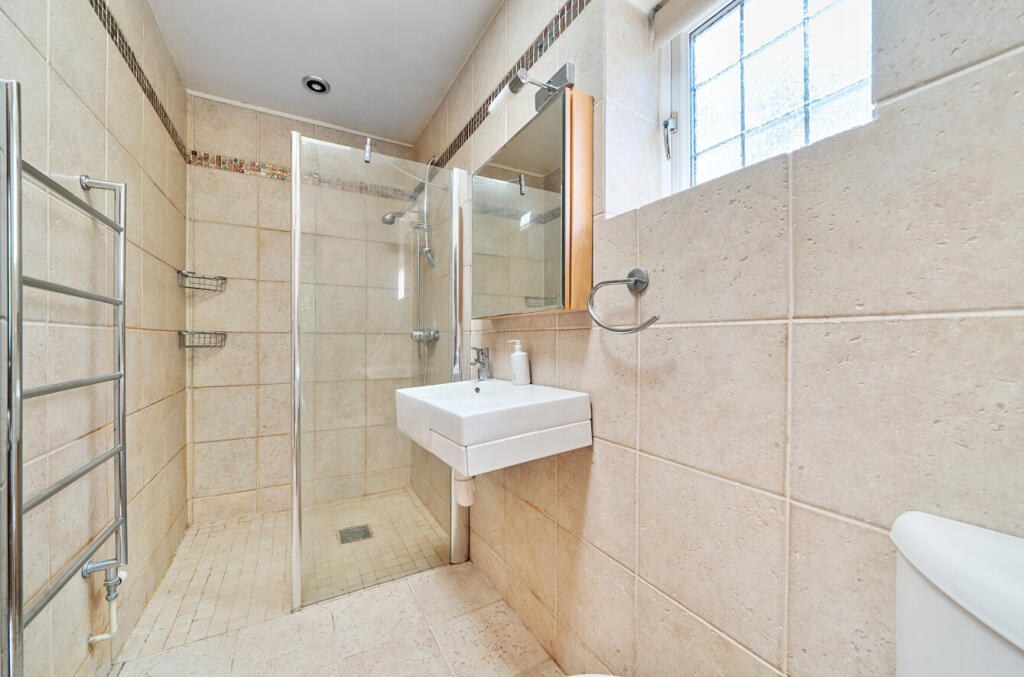 1321428-15-686d4f...