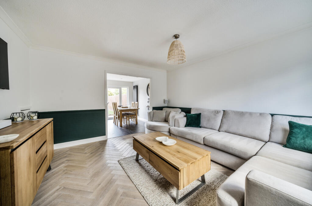 1345962768b037392945f