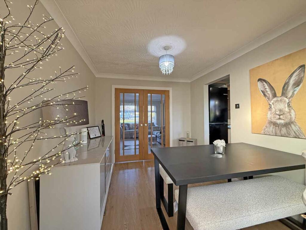 Chelson Gardens 27 New Dining Room 2.......jpg