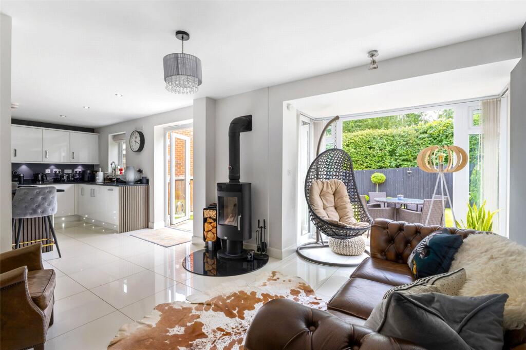 Kitchen/Sitting Room