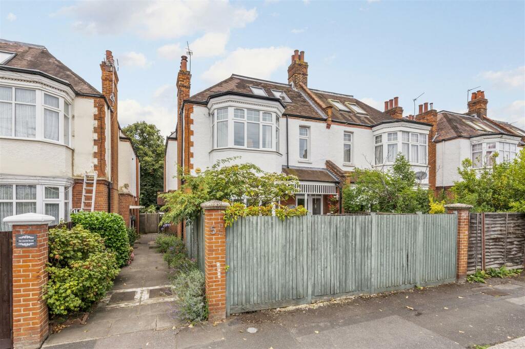 5b, Laurel Road ,16.jpg