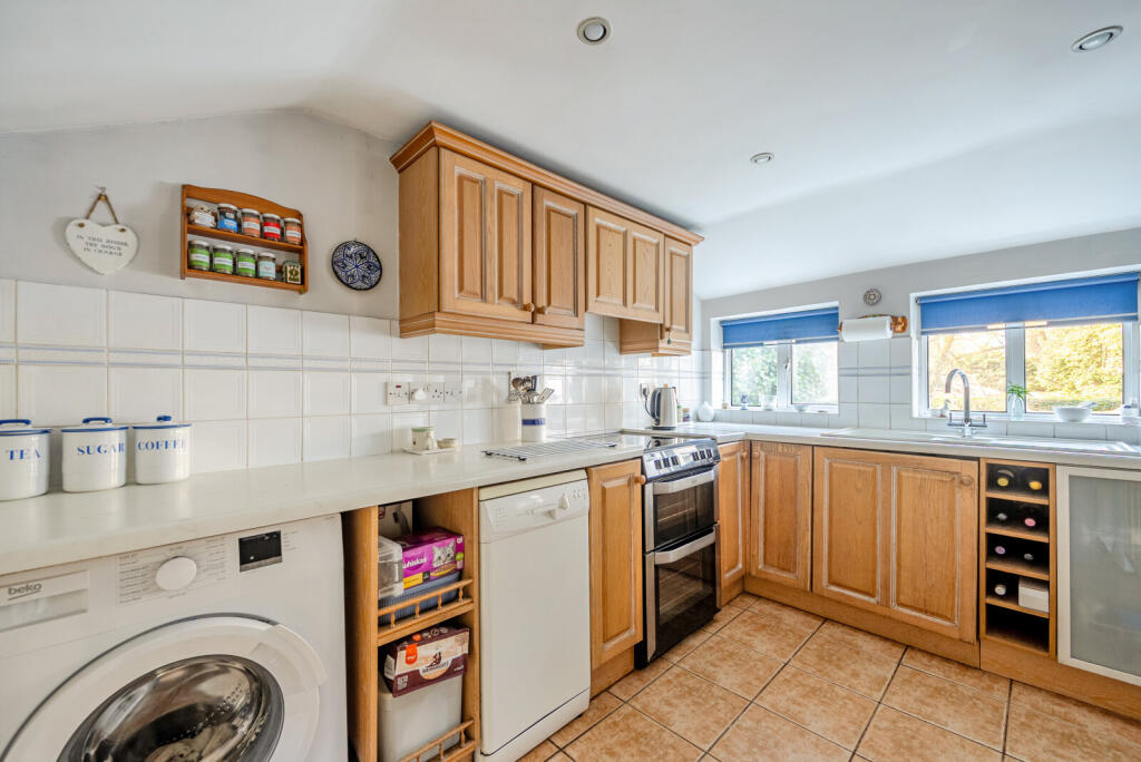 1382332-10-691f0b...