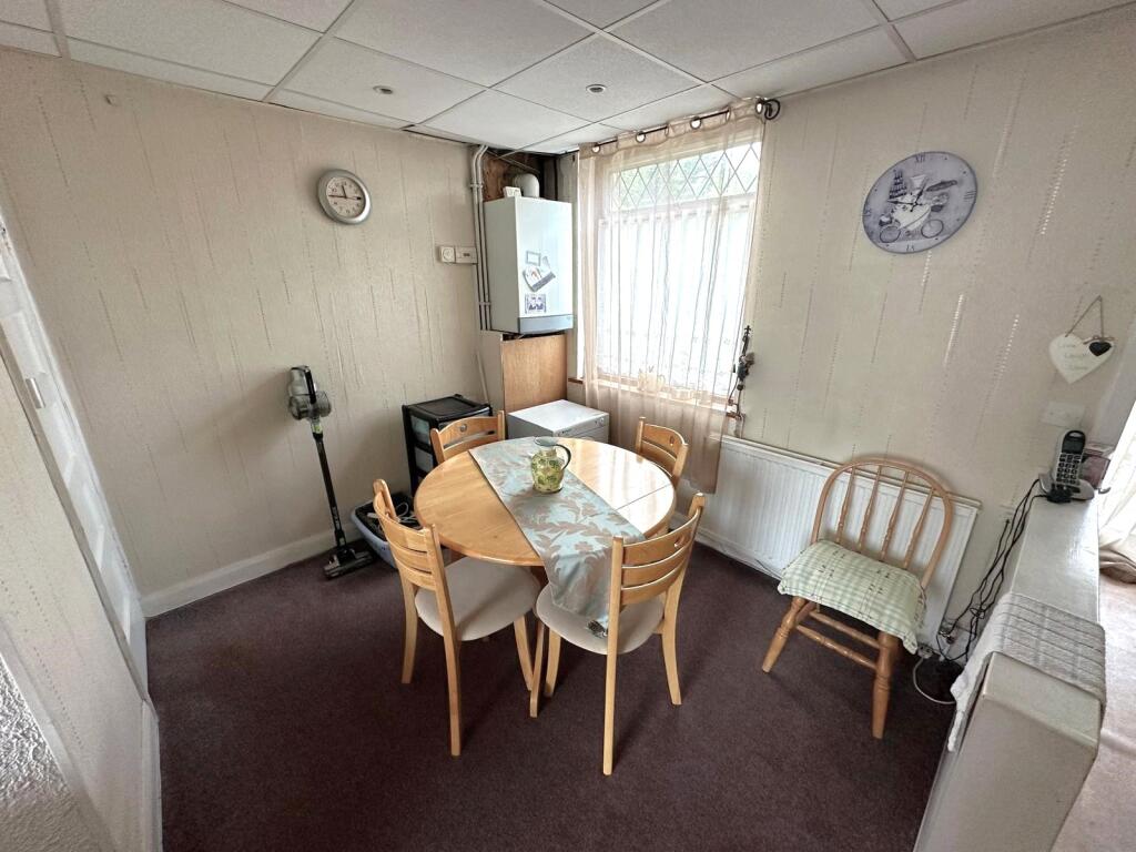 Dining Room (2)
