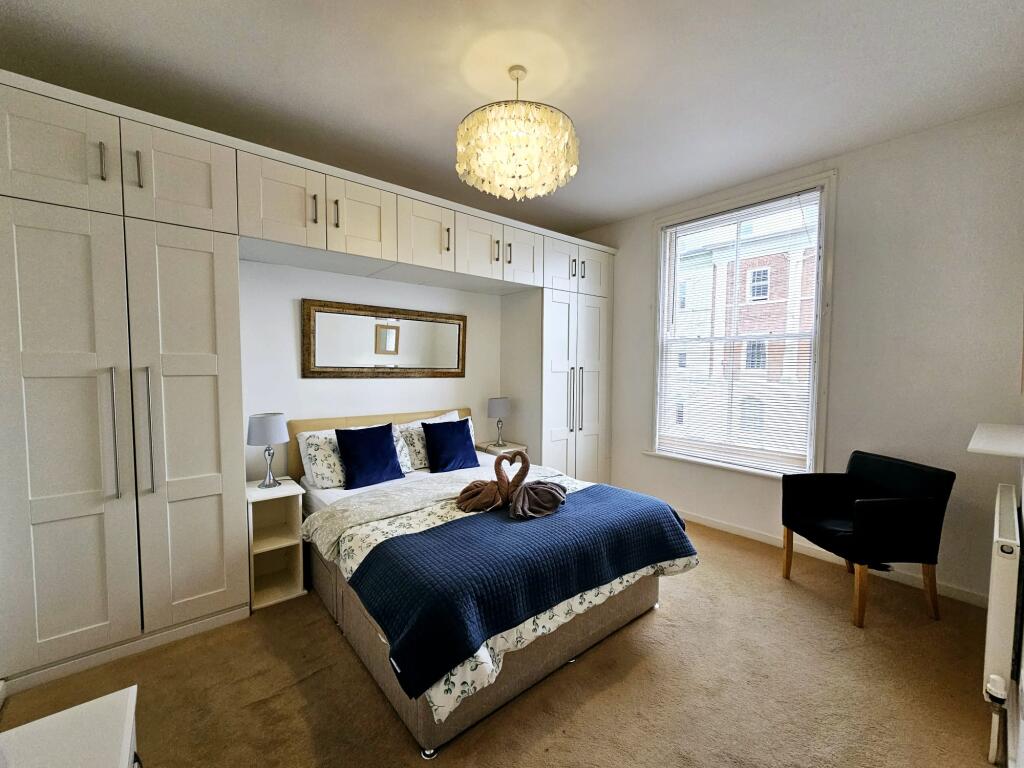 ccb1cdaf-ae5f-4afc-bd36-b63c5533cff5