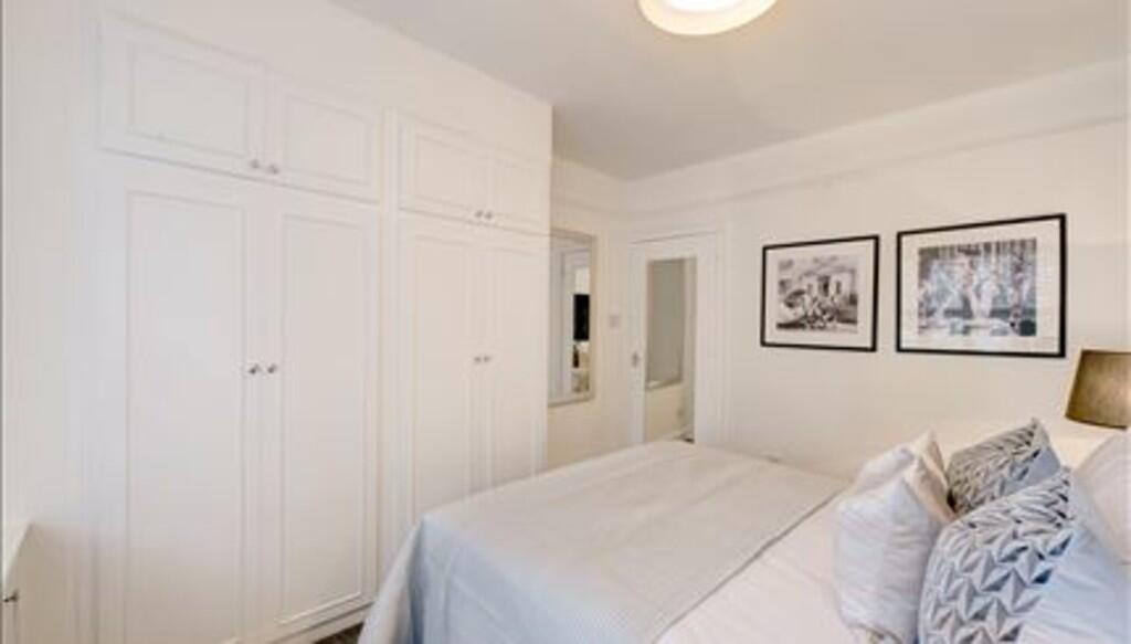 ss_p1101_63678911...