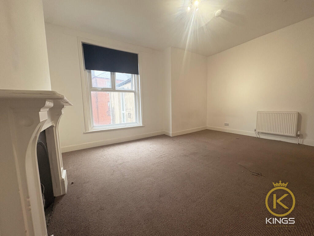 4 40 NIGHTINGALE ...