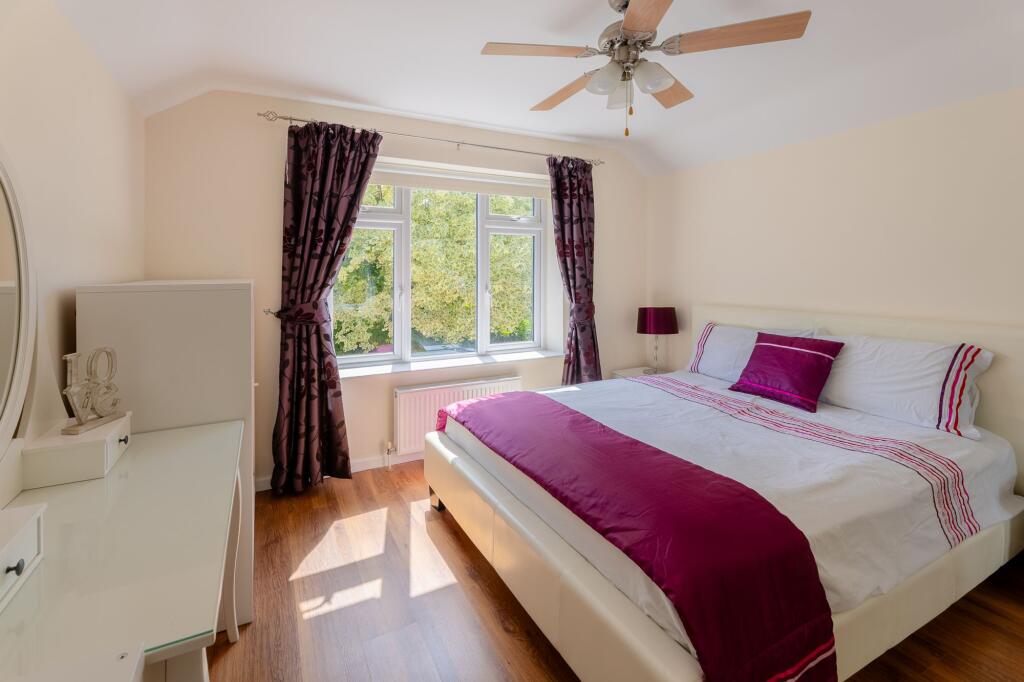 Master Bedroom with En-Suite