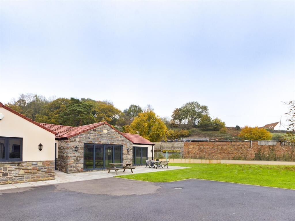 CAM00208P1-PR0170-ST