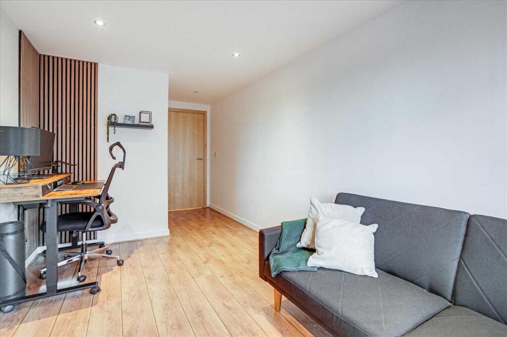 Bedroom Two (2)
