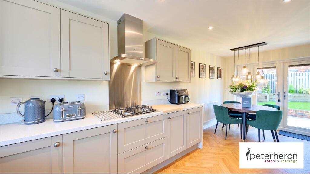 Open Plan Kitchen, Dining And Family Area