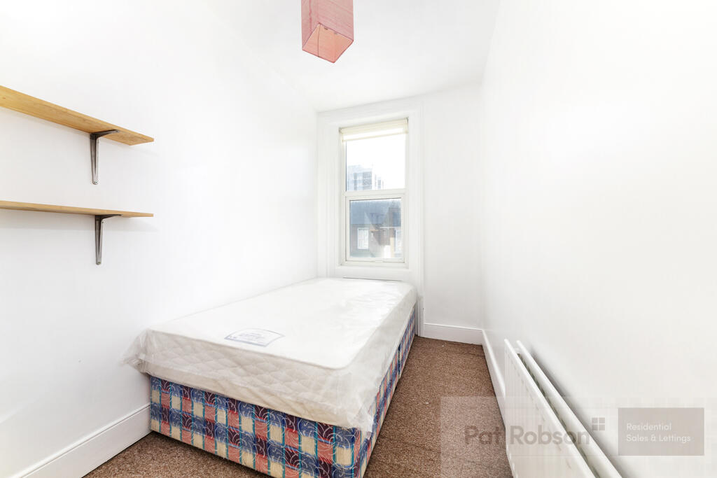14 bollingbroke st62