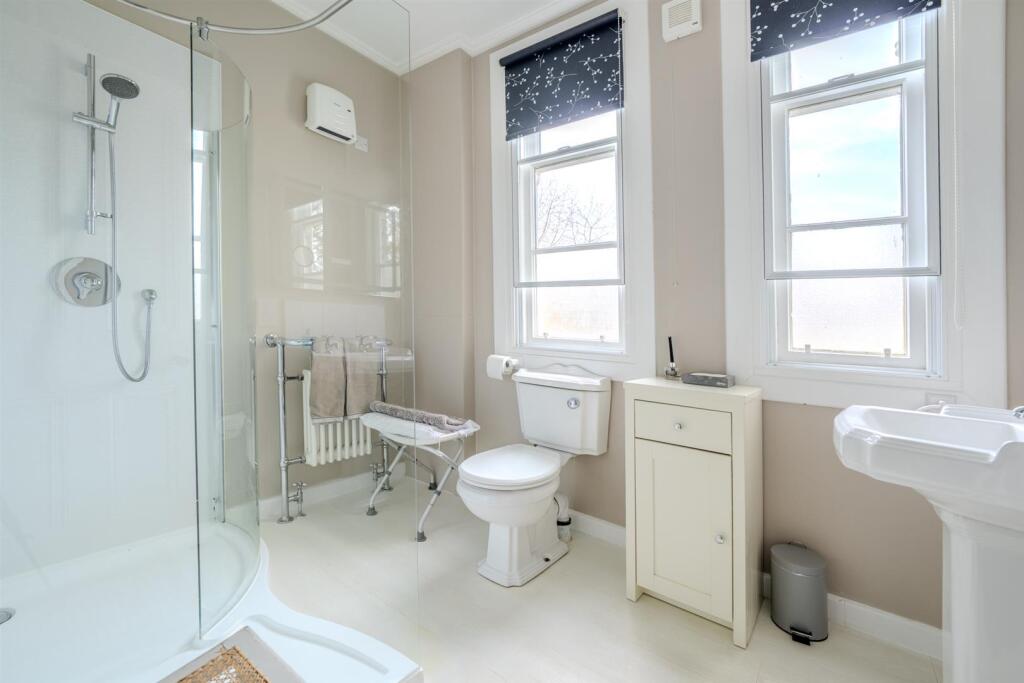 Pinewood House Gordon-14.jpg