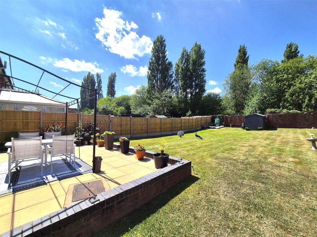 Large Rear Garden