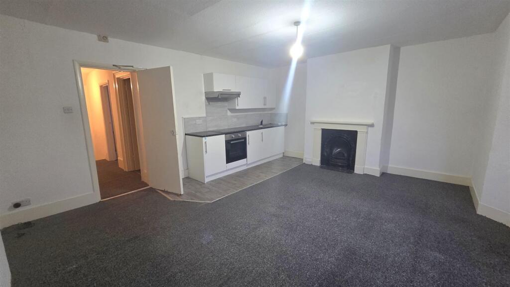 Flat 3