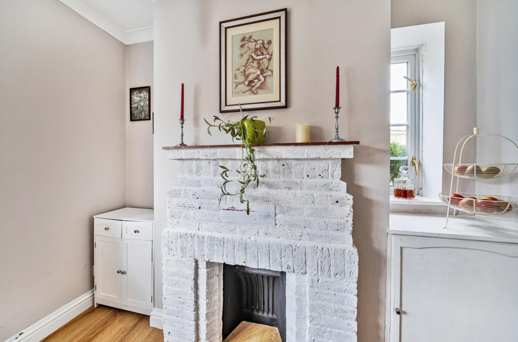 4-681ca48a60601-1...