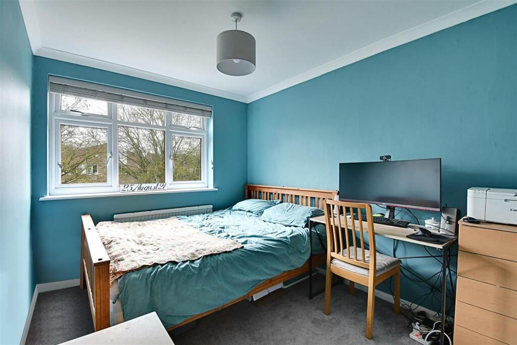 Bedroom-2_1.jpg