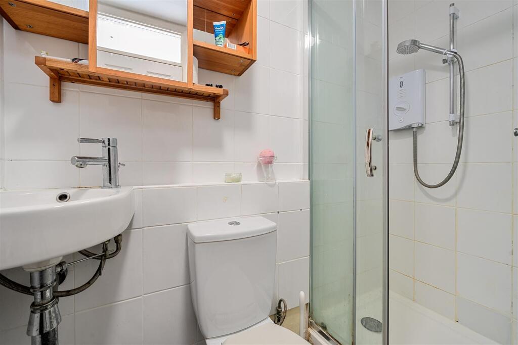 13-6822257390ea7-1290452-ARW-13 .jpg