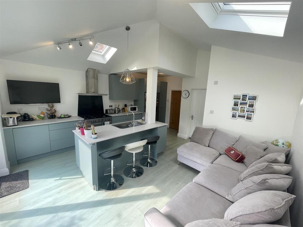 Photo 11-06-2025, 17 06 01.jpg