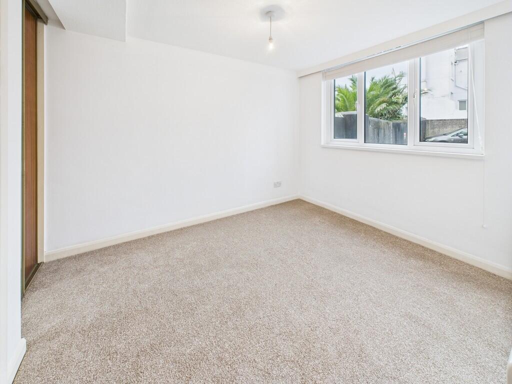 CAM02089G0-PR0549...