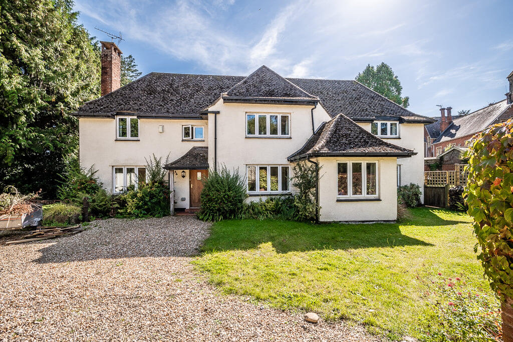 Middle Street, East Budleigh, Budleigh Salterton, EX9