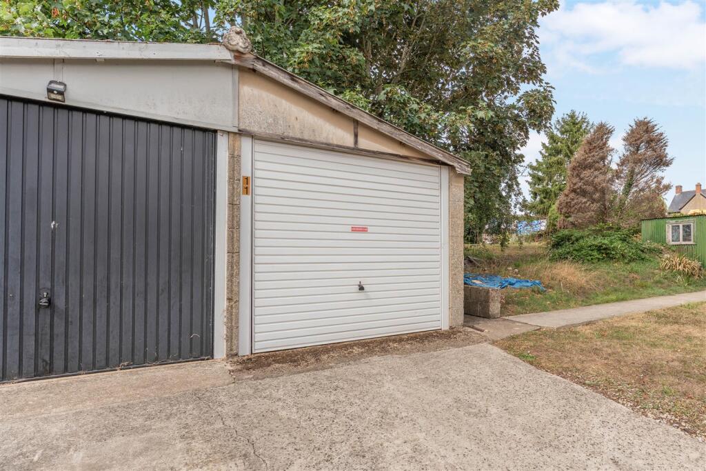 11 Worton Road, Middle Barton-21.jpg