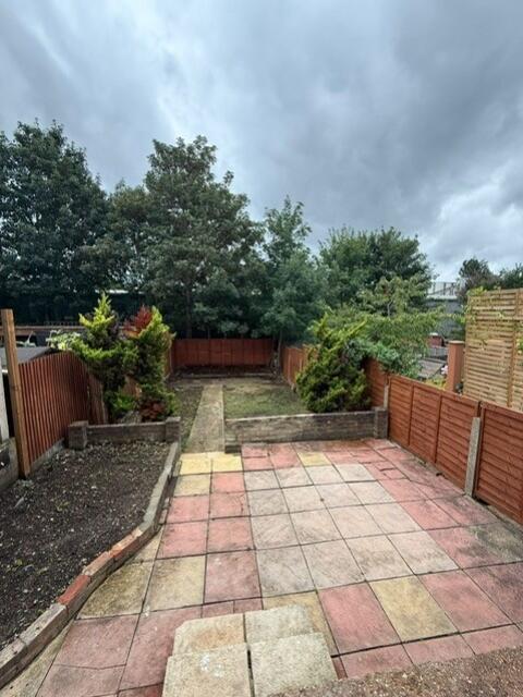 garden watford 1
