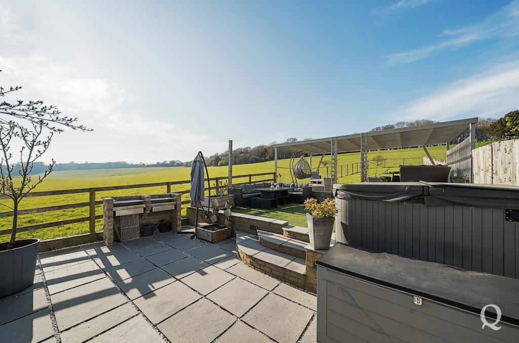 9766fb73-9698-4de...