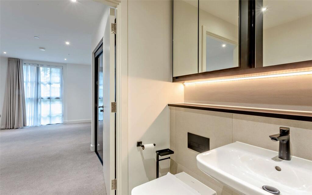 Ensuite