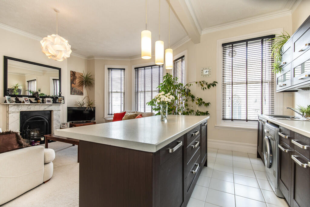 4, 16 Cambridge R...