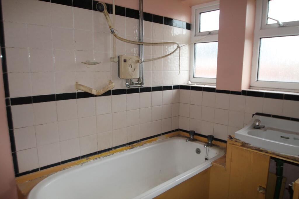 13 Watts Dyke, Llay, Wrexham, LL12 0PY