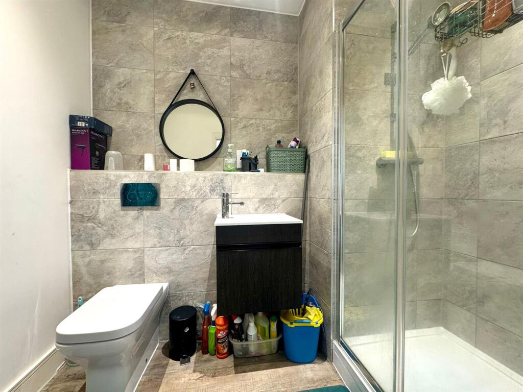 Bathroom.jpeg