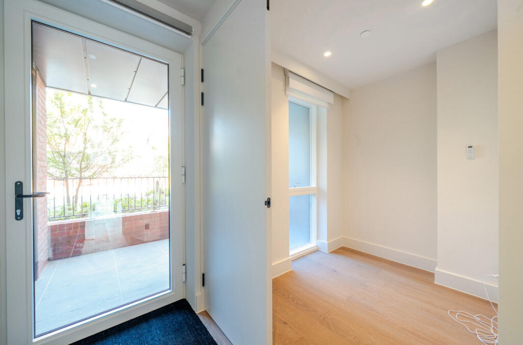 3-68233f0e2a905-1...