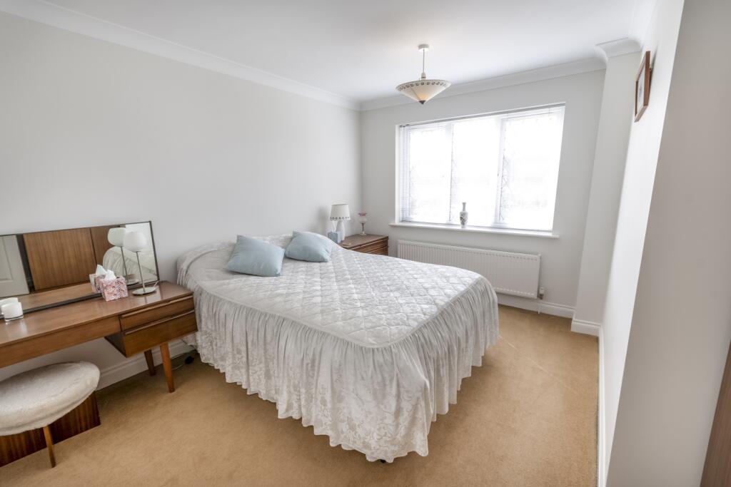 EweMove Estate Agent Scunthorpe - Bedroom 2