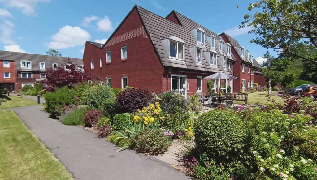 front garden homelands.jpg