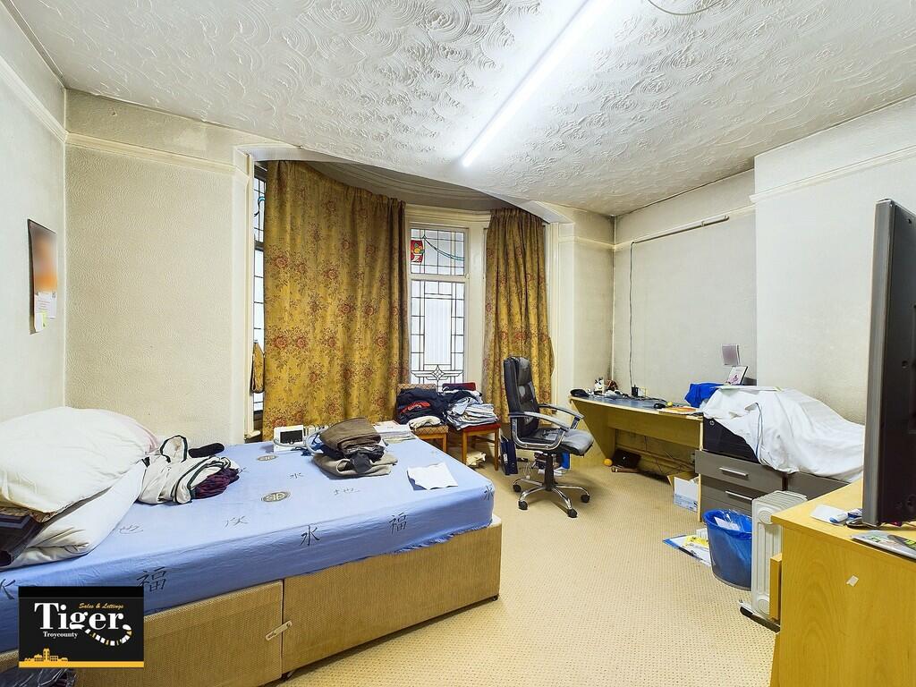 CAM03440G0-PR0196...