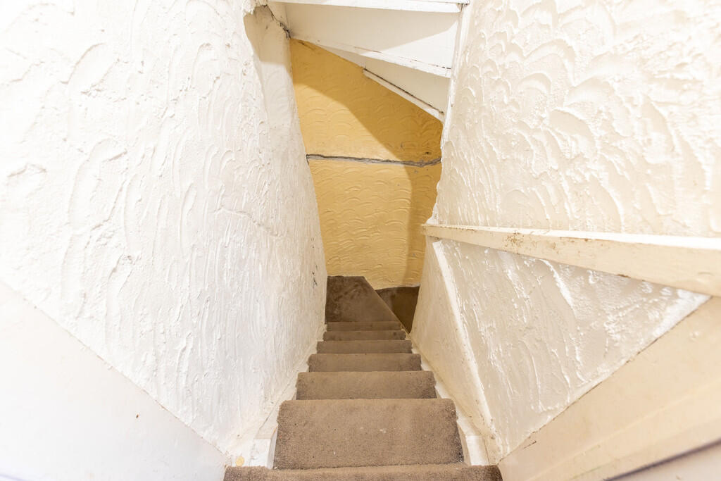 Staicase to Cella...