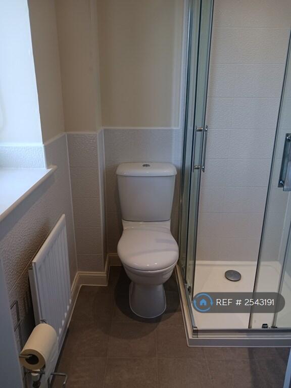 Bedroom One En Suite