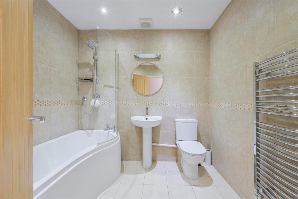 YEW TREE BOTTOM ROAD (7).jpg