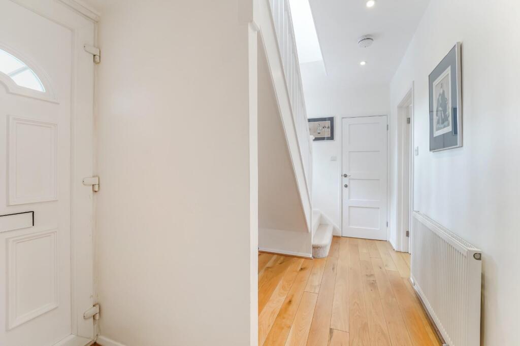 YEWLANDS CLOSE (2).jpg